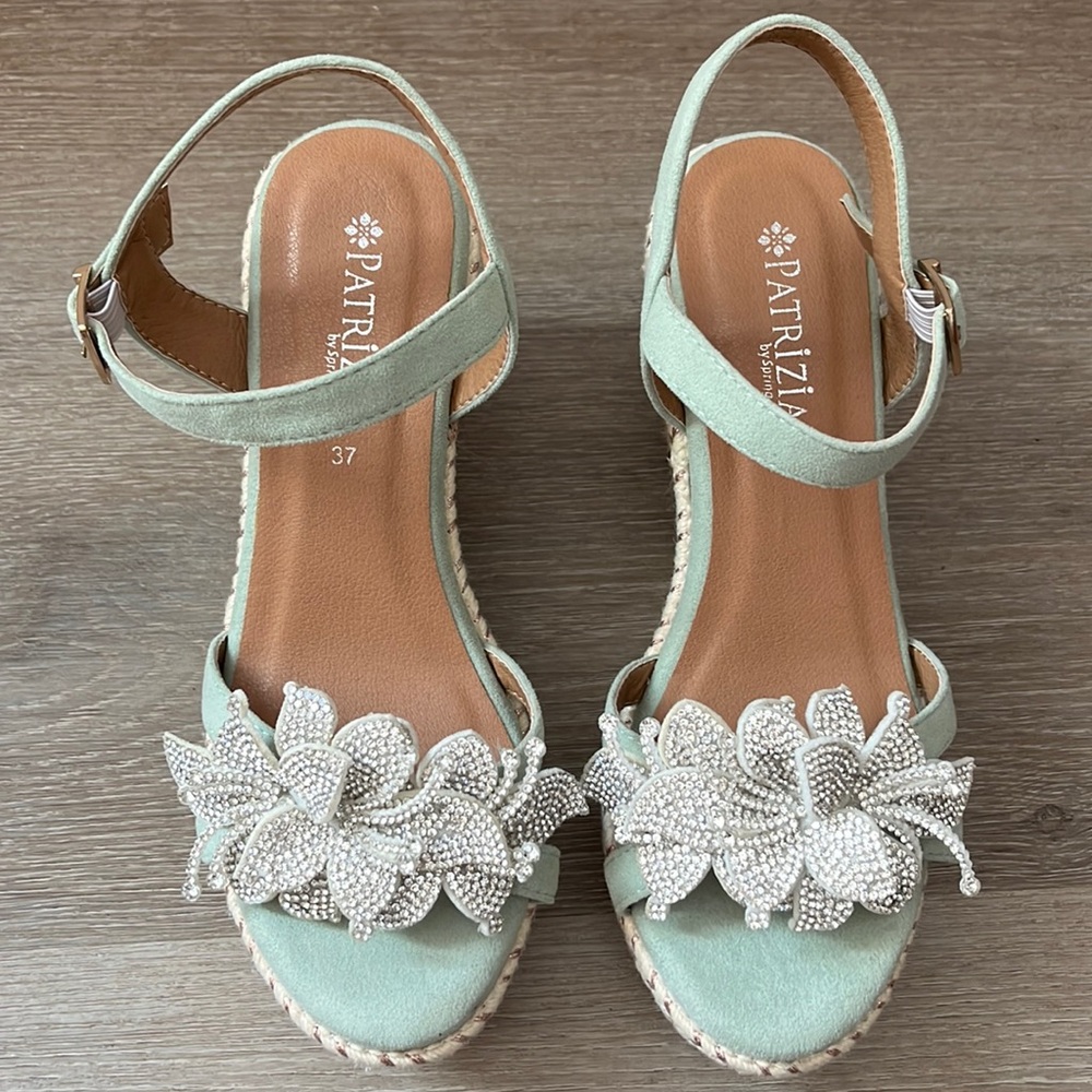 Green Espadrille Sandals with Floral Embellishment